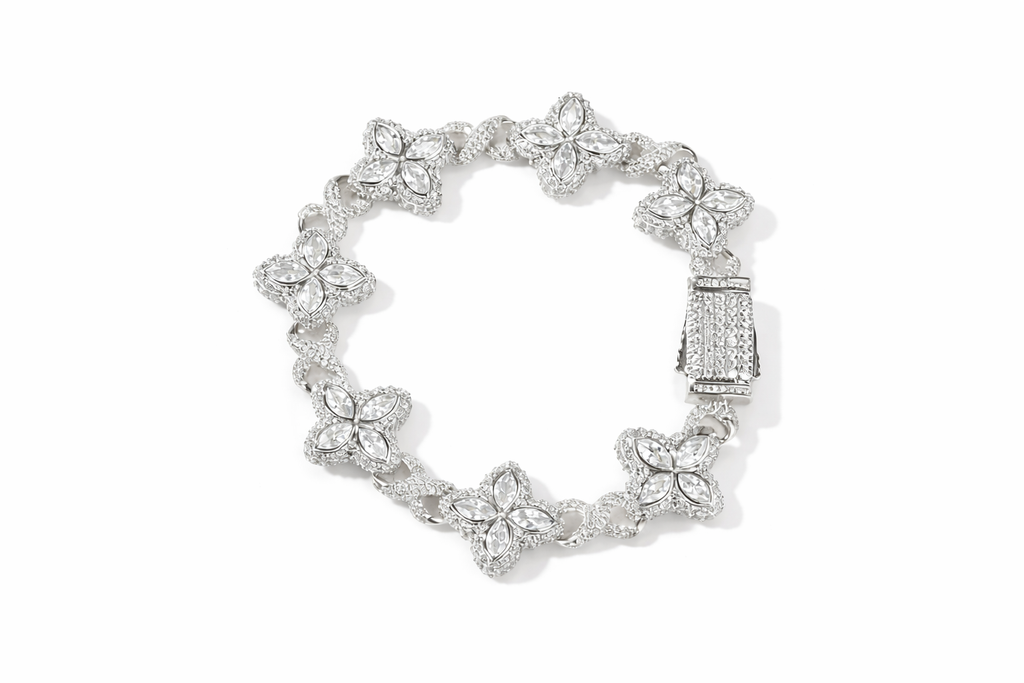 Curated Clover Bracelet